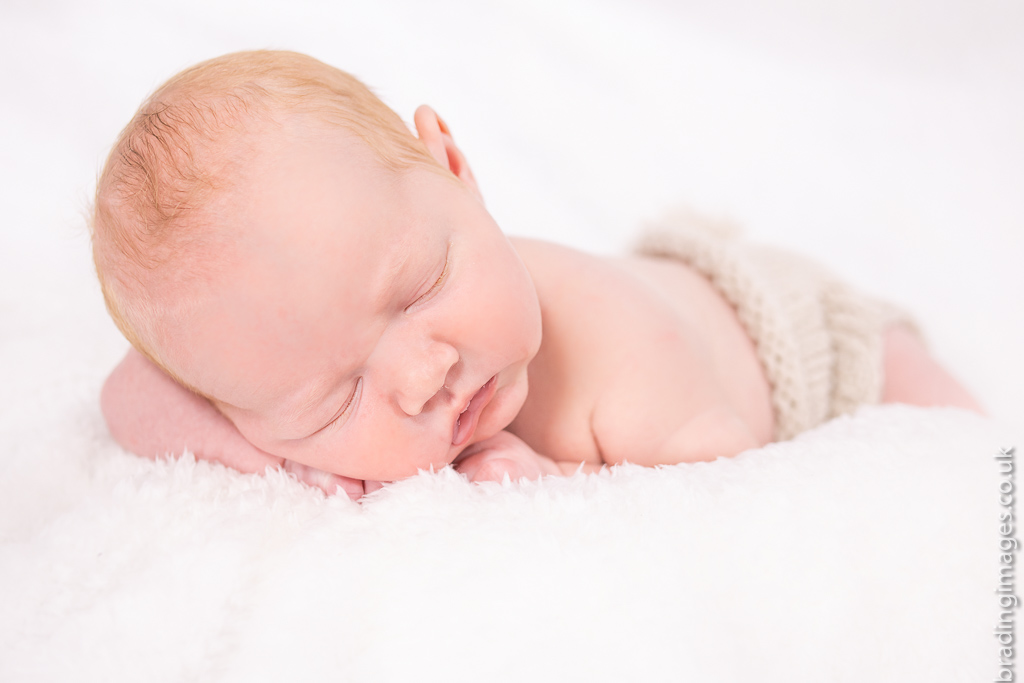 Baby - Newborn - Up to 2 weeks old - Image 19